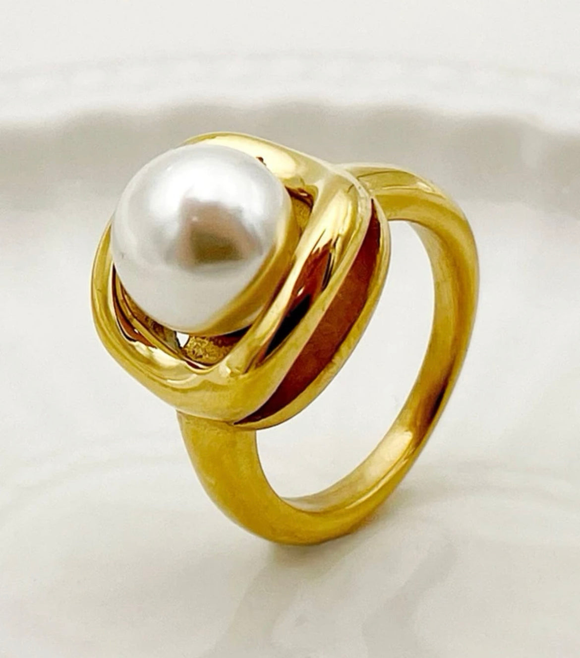 PEARL RING