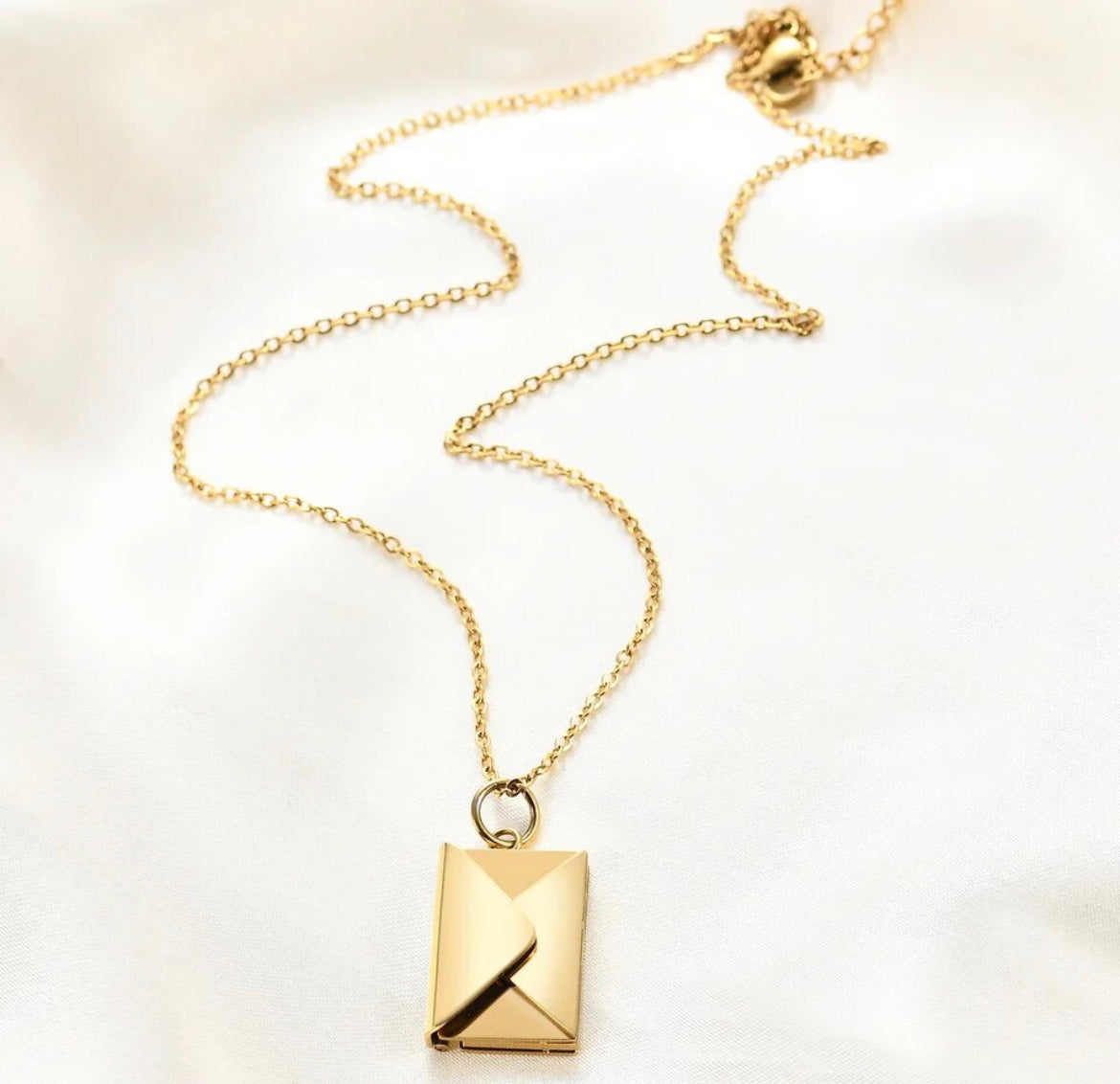 LOVE LETTER NECKLACE