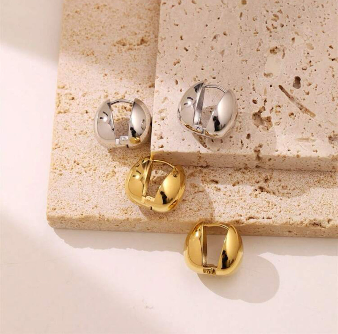 POP EARRINGS