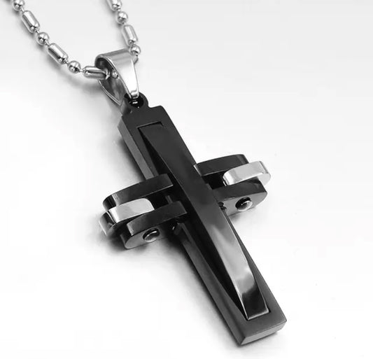 CROSS PENDANT NECKLACE MEN