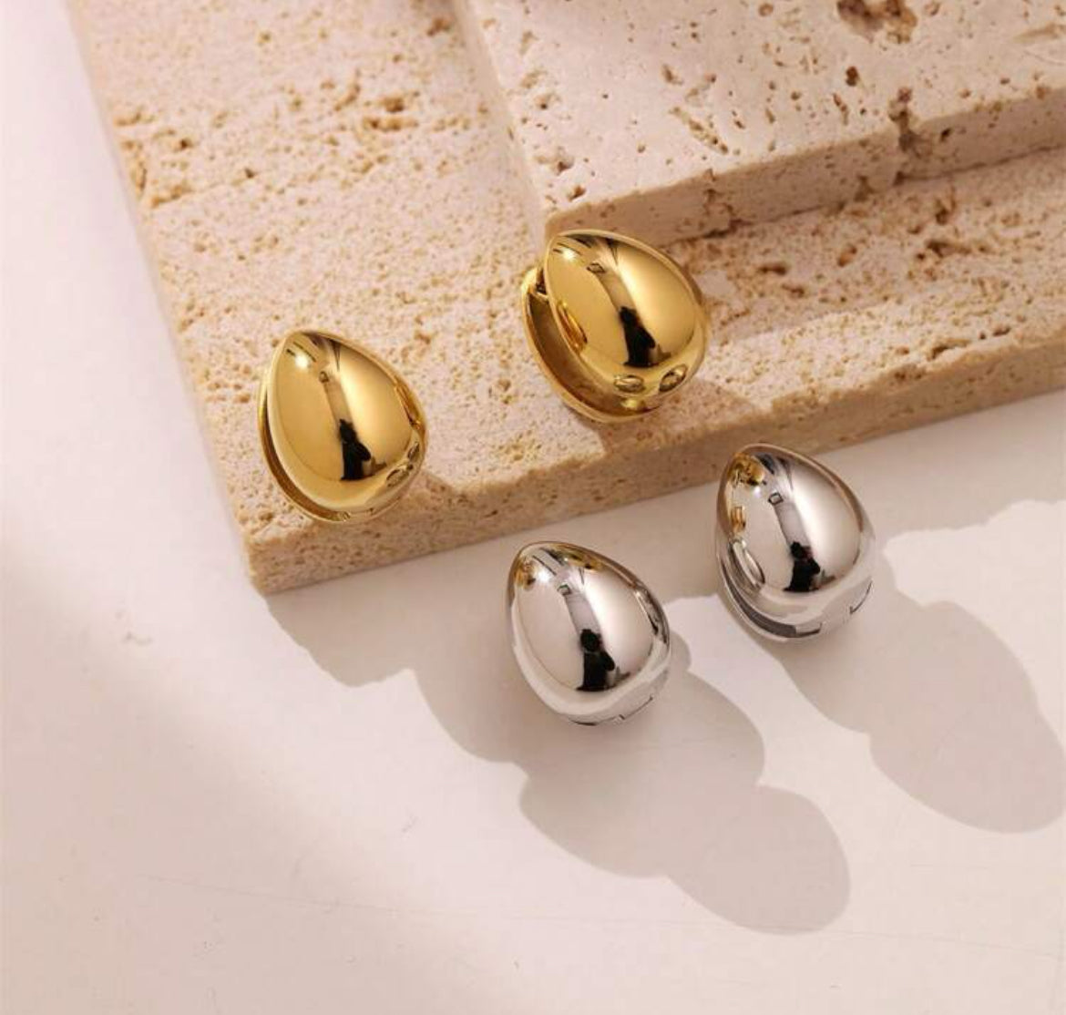 POP EARRINGS