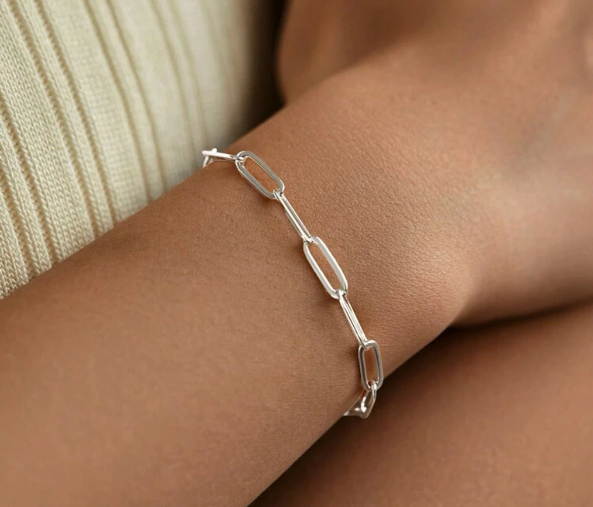 PAPER CLIP BRACELET