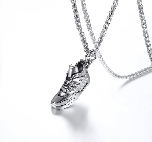 SNEAKER NECKLACE